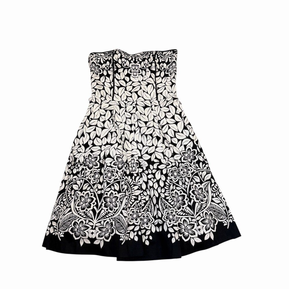 White House Black Market Strapless Dress S Black White Floral Fit & Flare